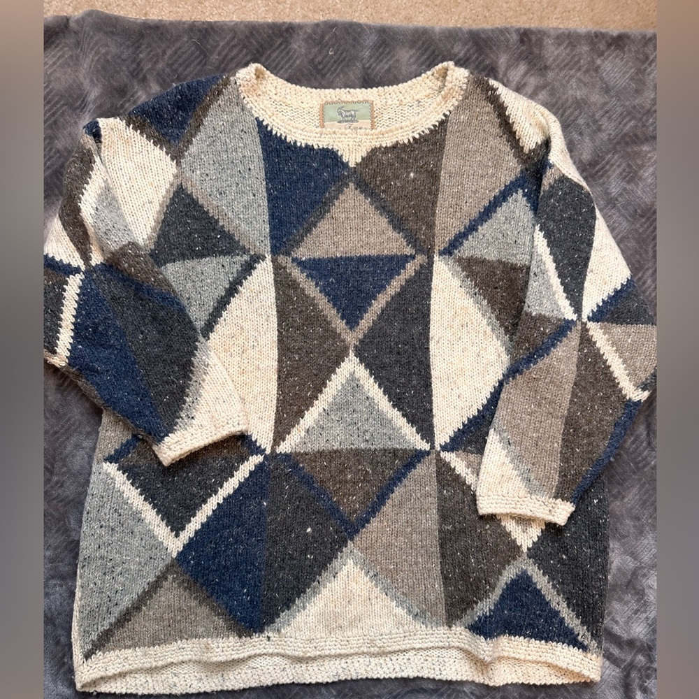 Chic Geometric Sweater - Blue, Gray, Cream